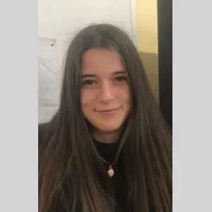 Lisa, babysitter à Bouc Bel Air