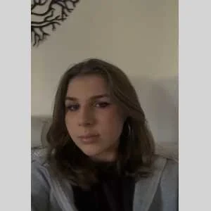 Evaëlle , babysitter à Maisons Alfort