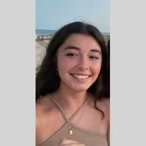 Nelly, babysitter à Igny