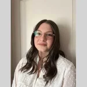 Clara, babysitter à Villiers Charlemagne