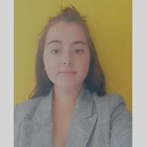 Eglantine, babysitter à Coueron