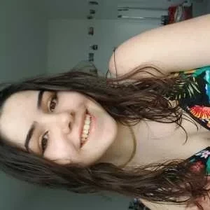 Mariana, babysitter à Champigny sur Marne