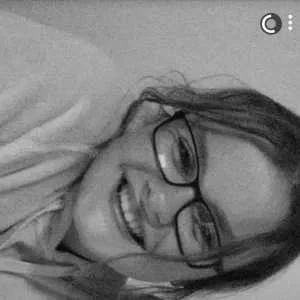 Clarisse, babysitter à Cintre