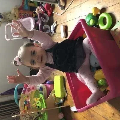 Chloe, babysitter à Rouen