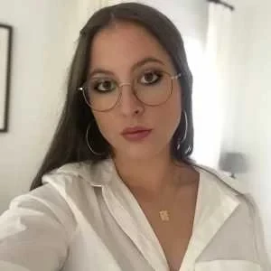 Marine, babysitter à Talence