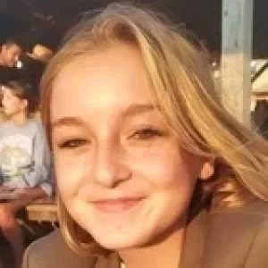 Ninon, babysitter à Soorts Hossegor