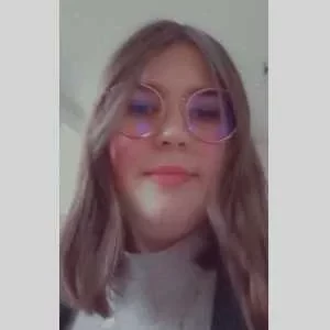 Axelle, babysitter à Beaufort en Anjou