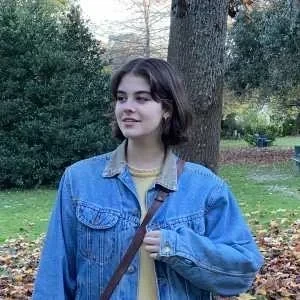 Ophélie, babysitter à Eysines