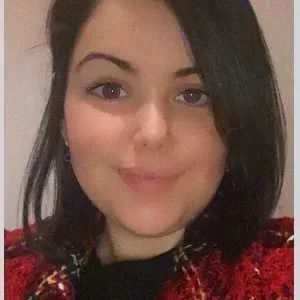 Amal, babysitter à Nice