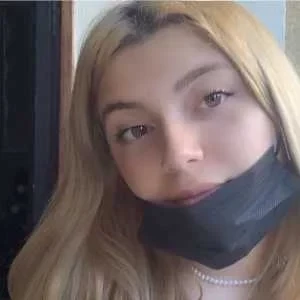 Lisa, babysitter à Aubagne