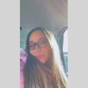 Lea, babysitter à Caen