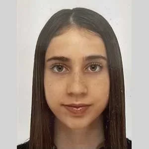 Lorie , babysitter à Fameck