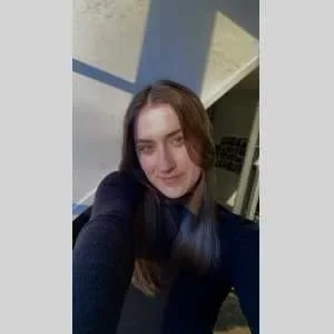 Celia, babysitter à Noues de Sienne