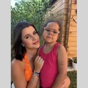 Lily, babysitter à Villeveyrac