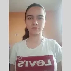 Mélanie, babysitter à Les Clayes sous Bois