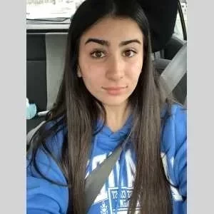 Nelly, babysitter à Malakoff