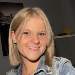 Camille, babysitter à Perenchies