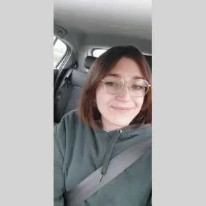 Lisa, babysitter à Guecelard