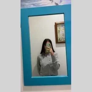 Jodie, babysitter à Brecy