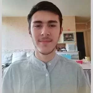 Emilio, babysitter à Maisons Laffitte