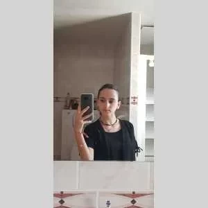 Celia , babysitter à Montescot