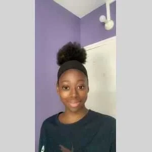 Achata, babysitter à Asnieres sur Seine