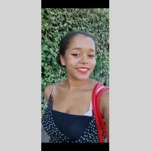 Mélissa, babysitter à Toulon