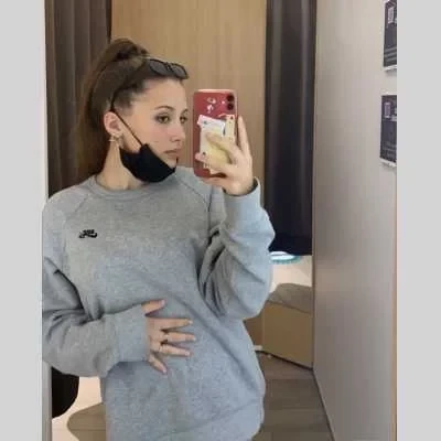 Ninon, babysitter à Illiers l Eveque