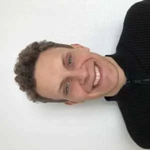 Yanis, babysitter à Roanne