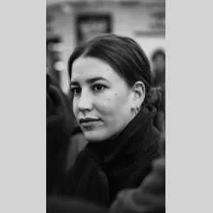 Lou-anne, babysitter à Fontanes