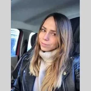 Noemie, babysitter à Le Pian Medoc