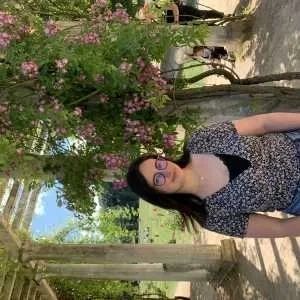 Jeanne, babysitter à Montbrison