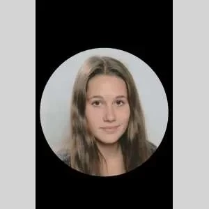 Ines, babysitter à Dijon