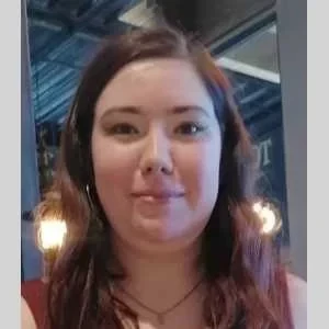 Elena , babysitter à Bolbec