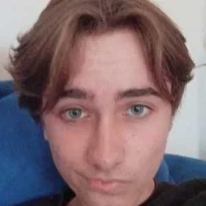 Nathan, babysitter à Mormoiron