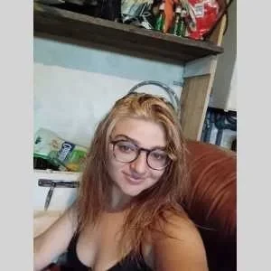 Gina, babysitter à Malemort