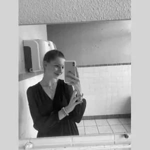 Marine, babysitter à Agincourt