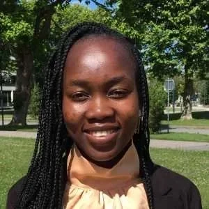 Doriane, babysitter à Mont Saint Aignan