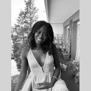 Lory, babysitter à Chessy