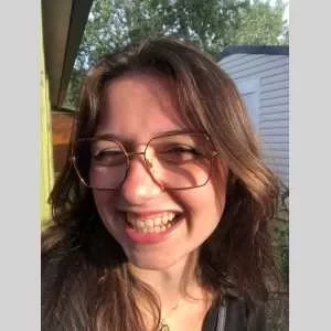 Maêlys, babysitter à Angers