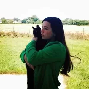 Eva, babysitter à Lampaul Ploudalmezeau