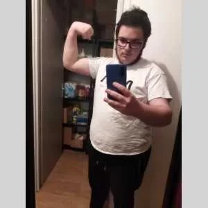 Thomas, babysitter à Saint Chely d Apcher