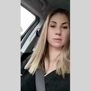 Mendy, babysitter à Nebias