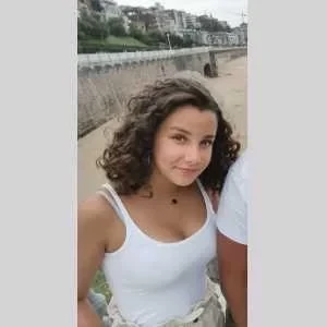 Ilona, babysitter à Leognan