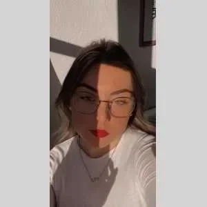 Maeliss, babysitter à Parthenay