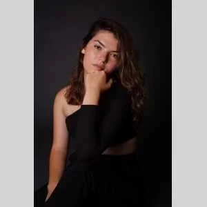 Violette, babysitter à Bonnieux