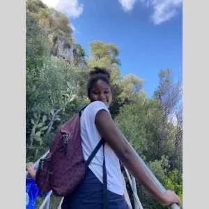 Louise, babysitter à Reims