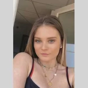 Luna, babysitter à La Farlede