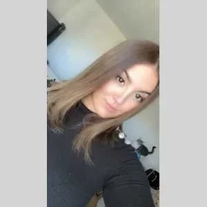 Melanie, babysitter à Saint Herblain