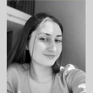 Mélissa, babysitter à Courdimanche